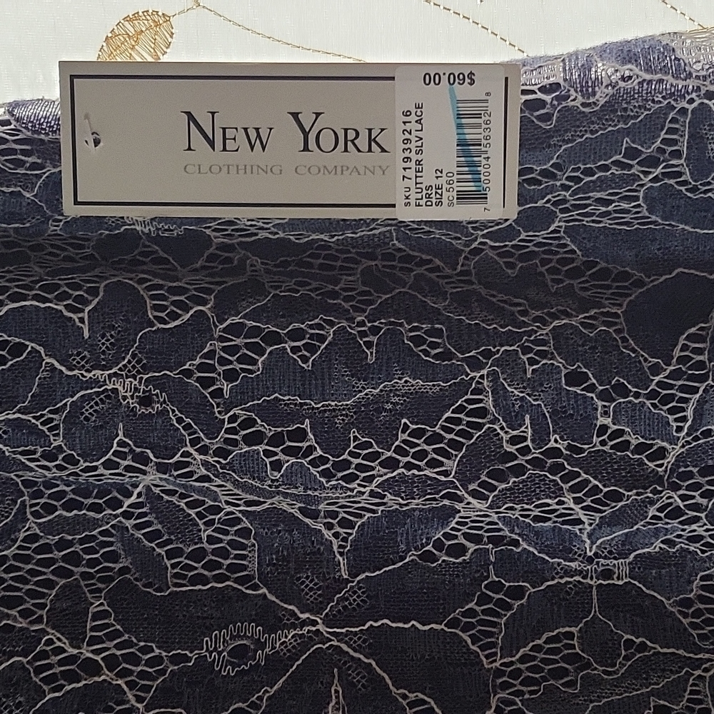 DRESS - Picture 2 of 3